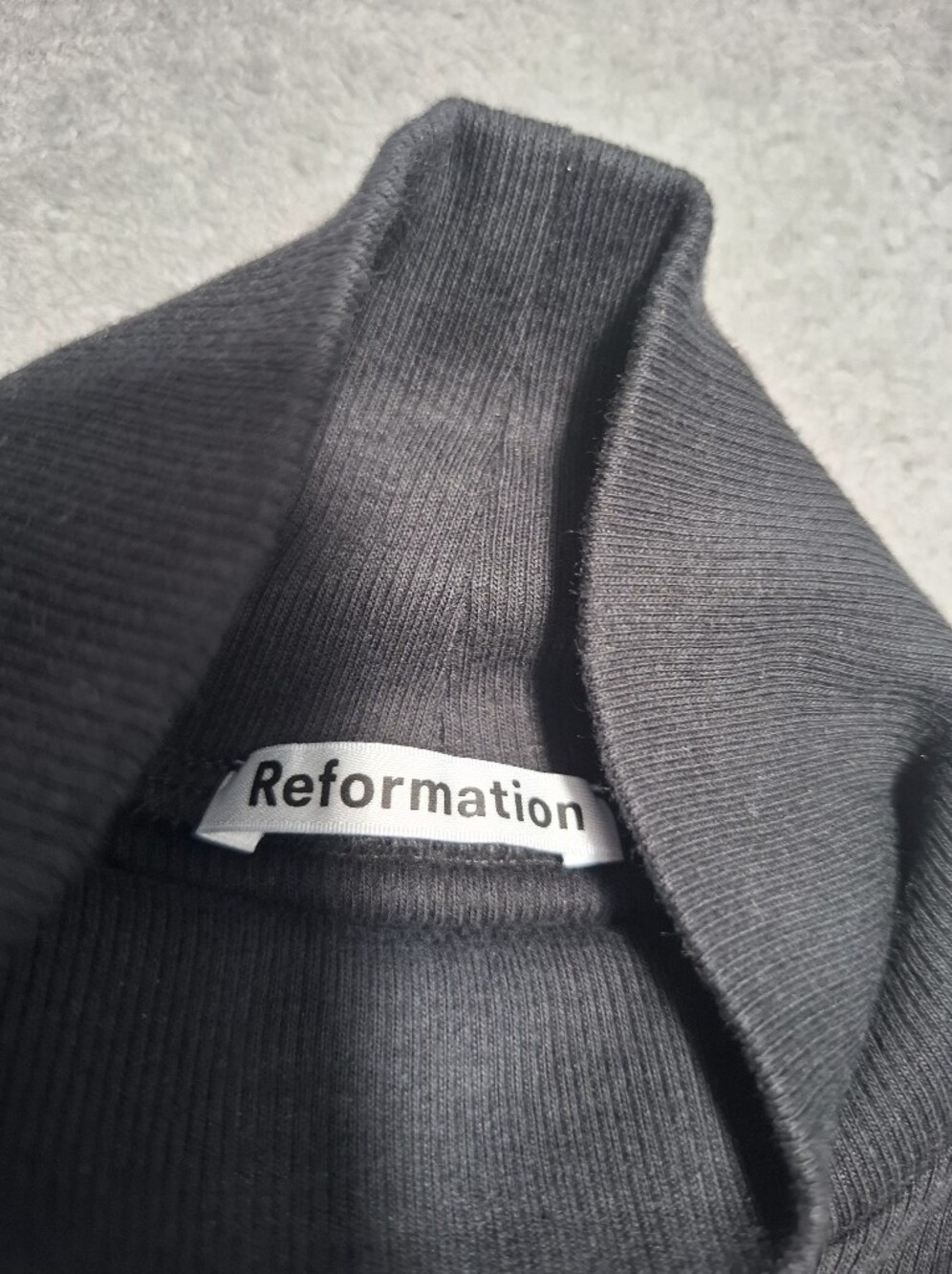 Reformation Davy Cropped Ribbed Turtleneck Black Long Sleeve Top Slim Sz S - Picture 3 of 12